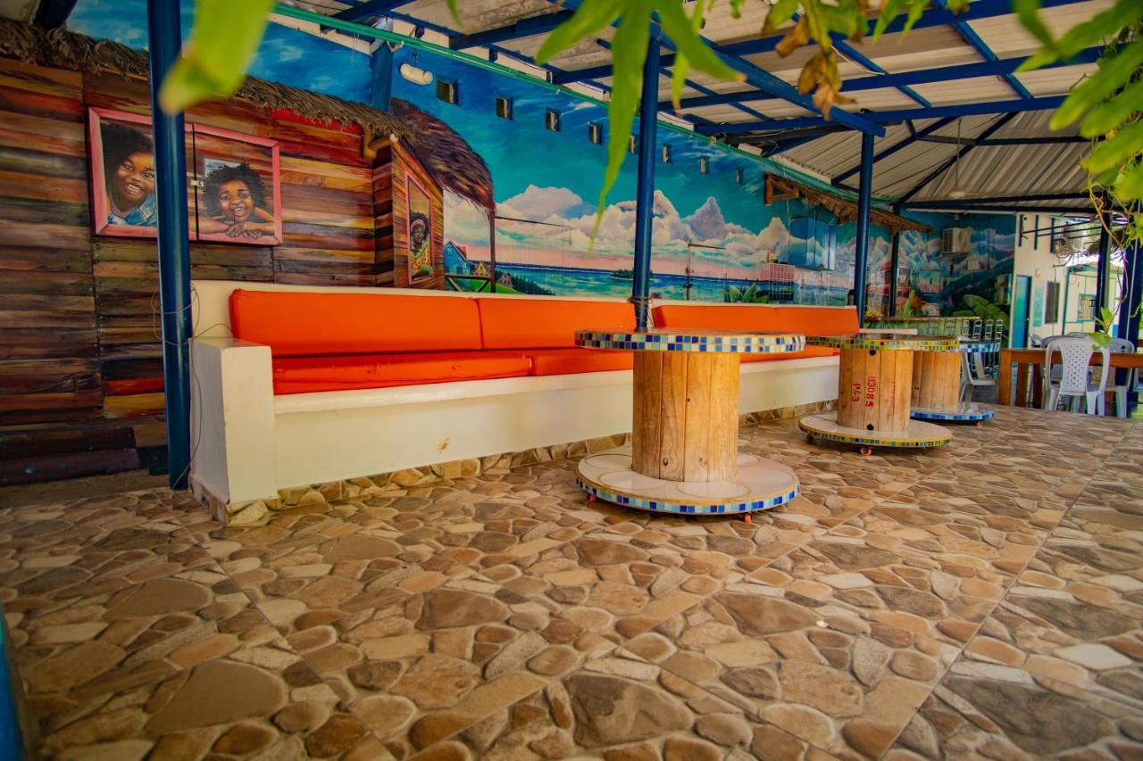 Alojamiento San Martin San Andrés エクステリア 写真