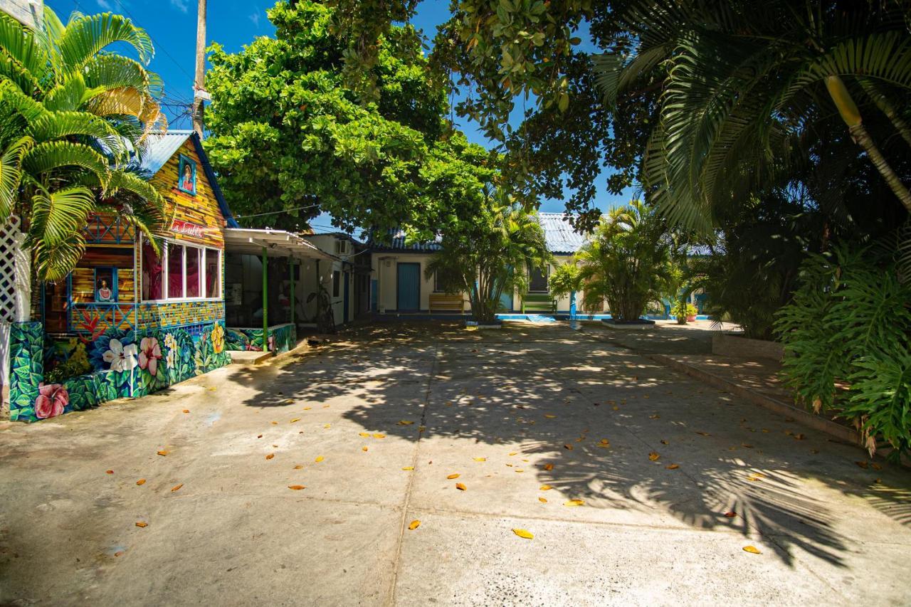 Alojamiento San Martin San Andrés エクステリア 写真