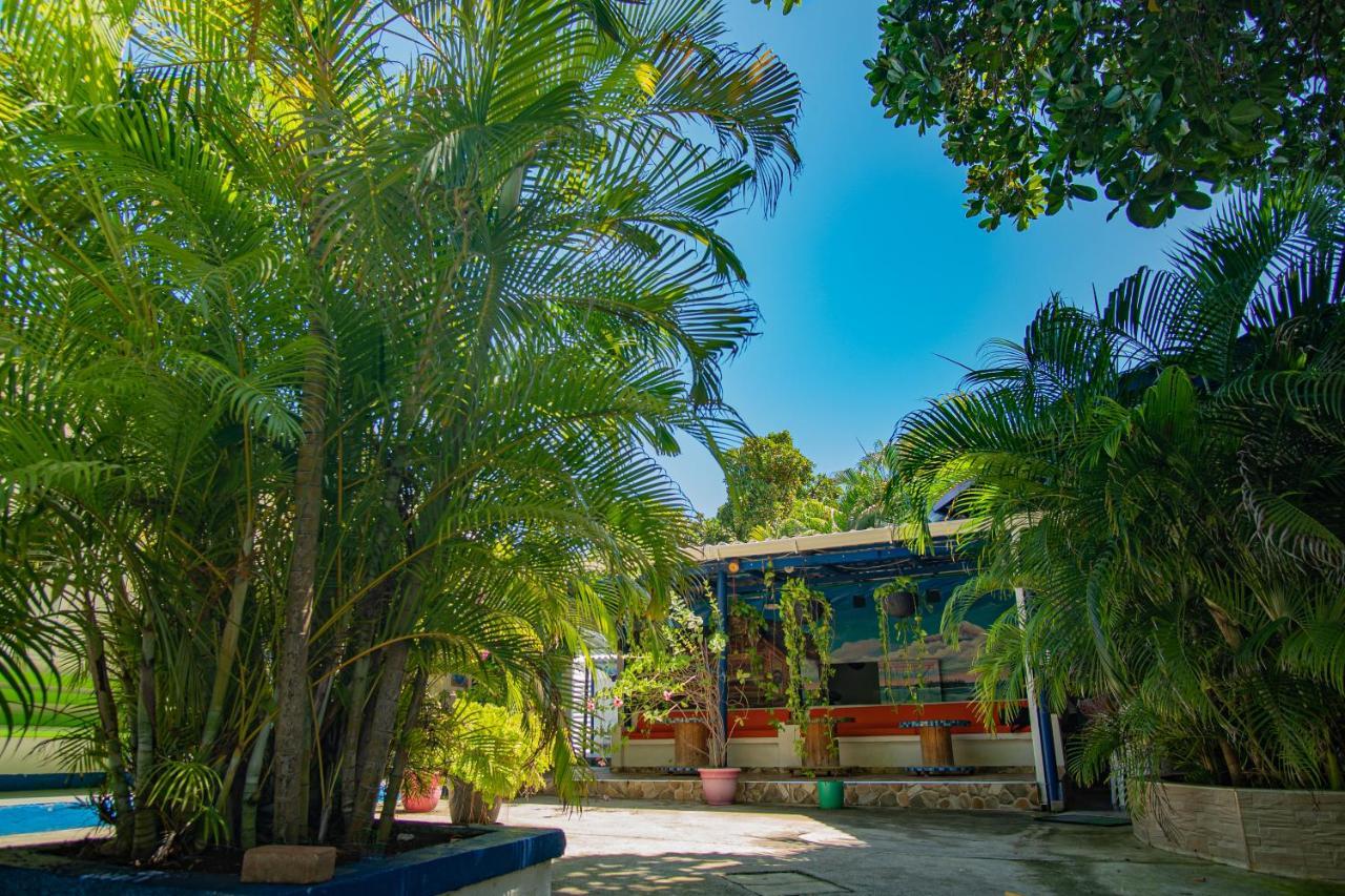 Alojamiento San Martin San Andrés エクステリア 写真