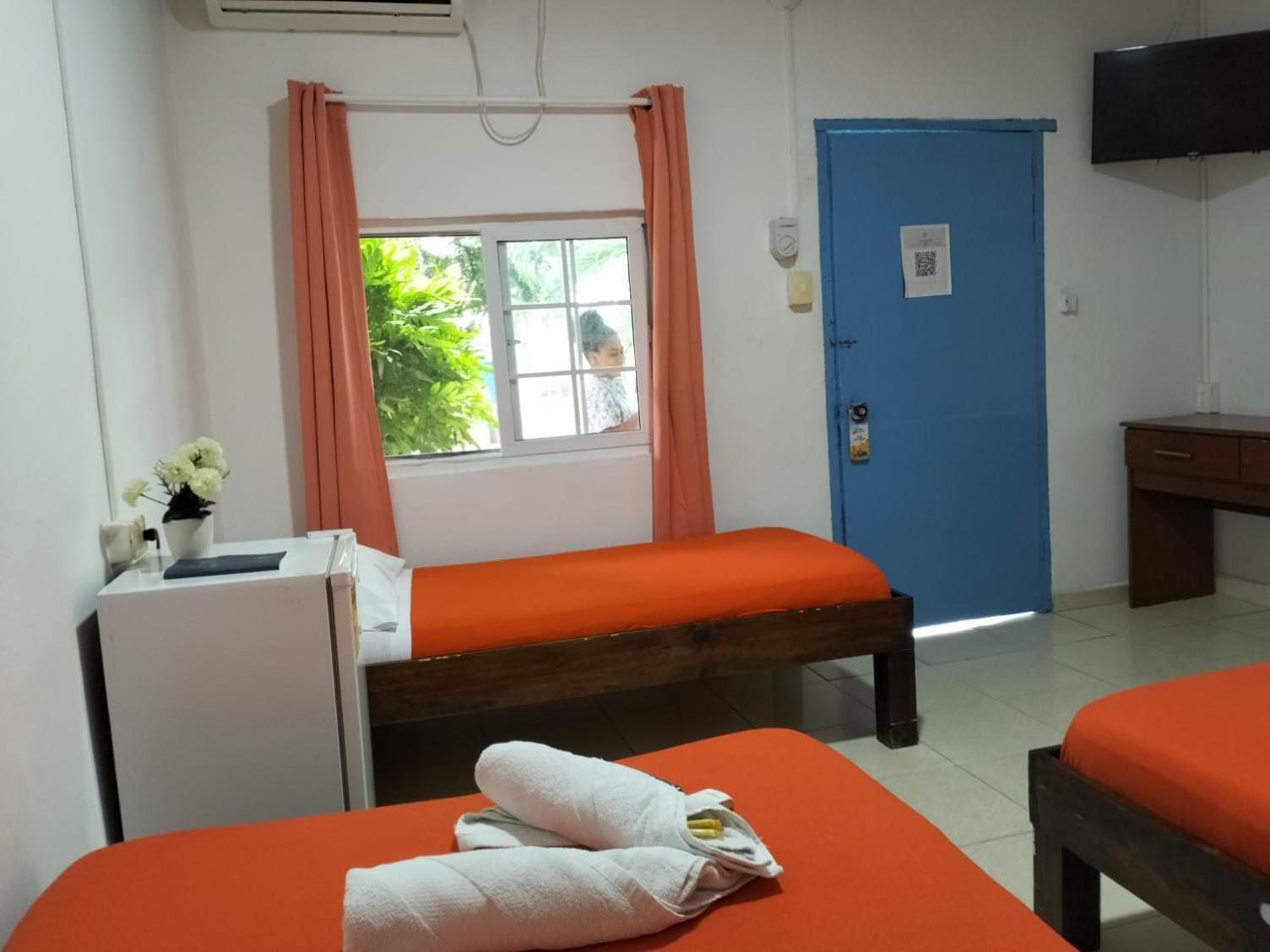 Alojamiento San Martin San Andrés エクステリア 写真