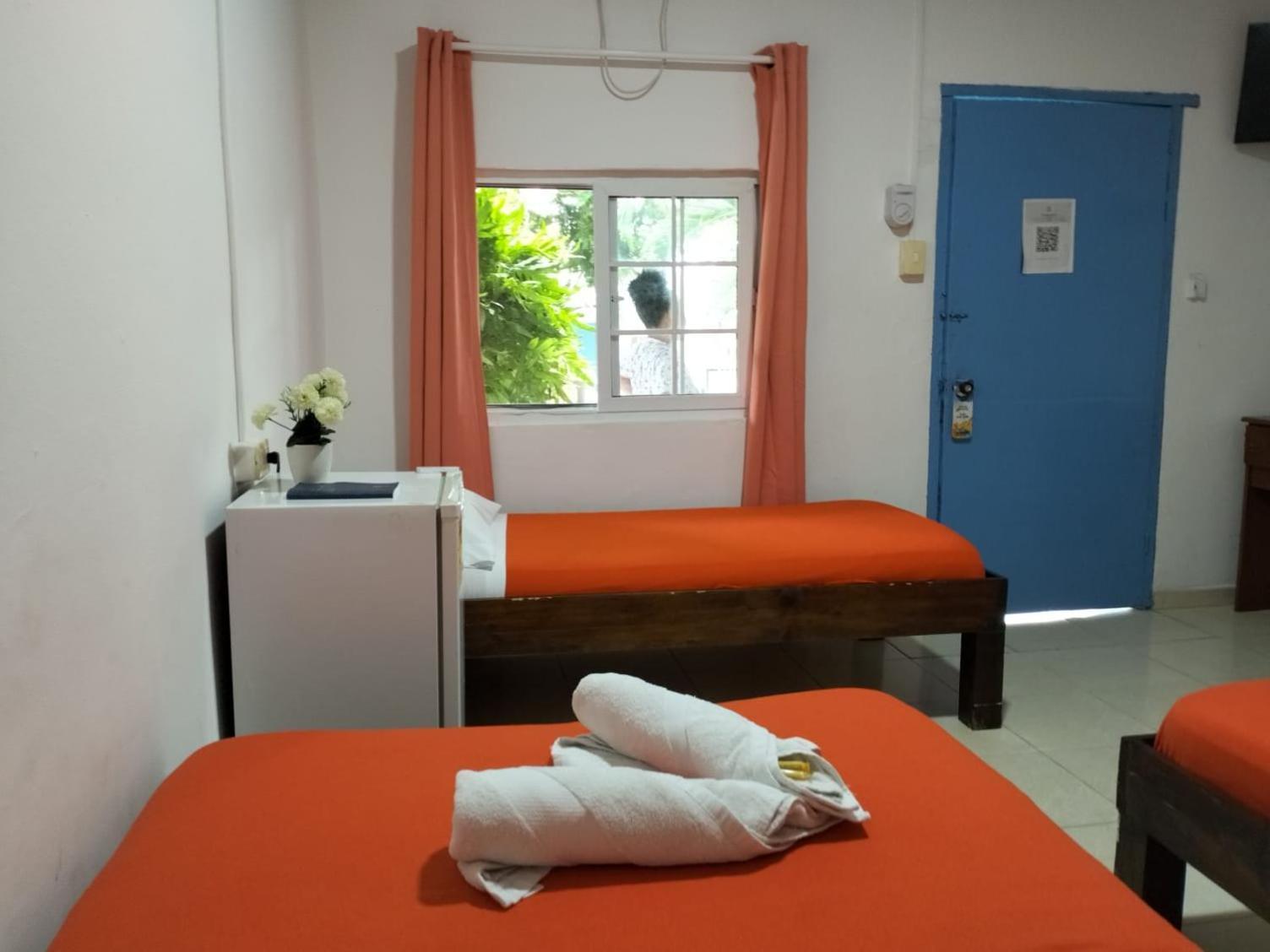 Alojamiento San Martin San Andrés エクステリア 写真